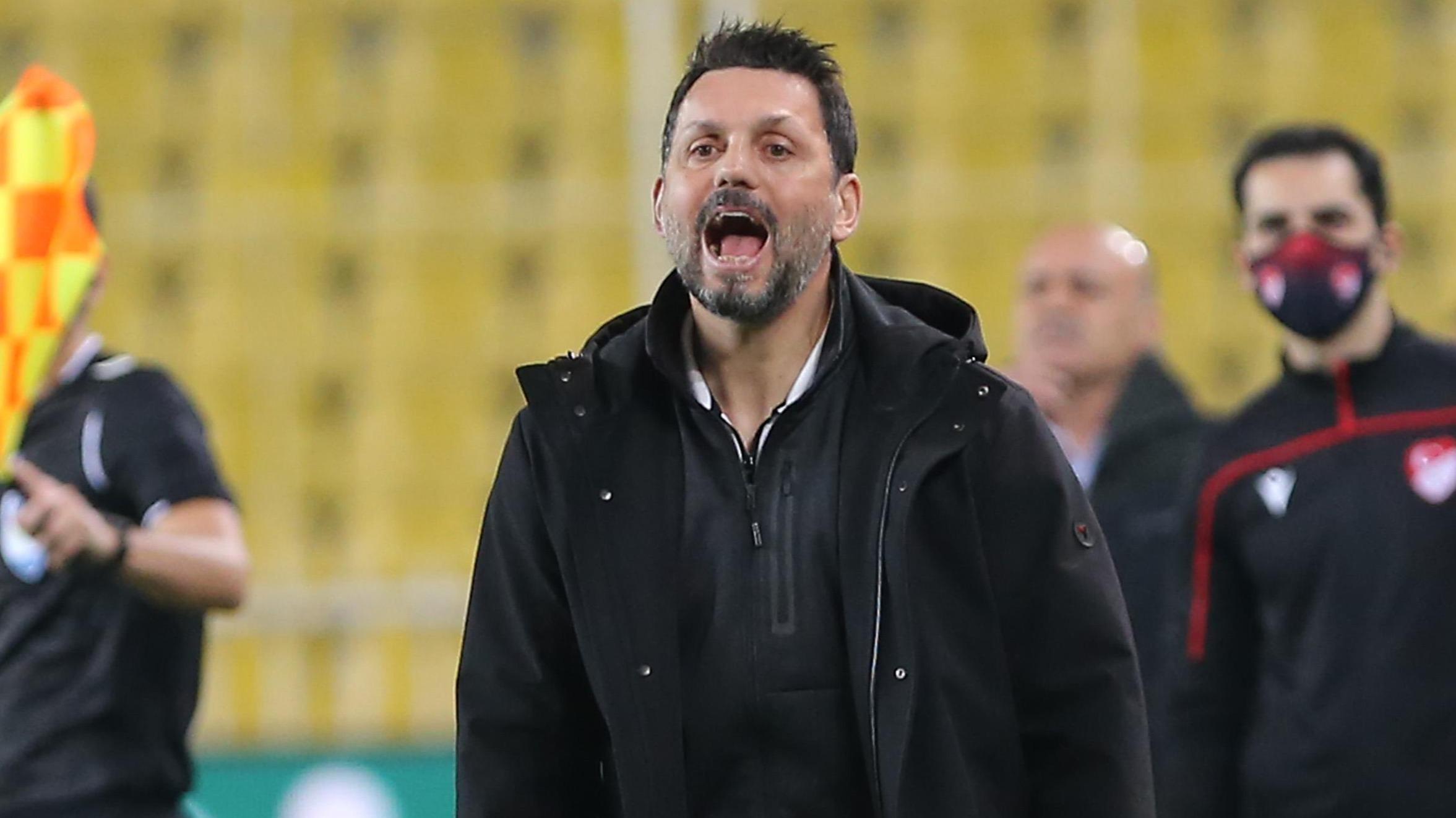 Fenerbahçe | Flaş Erol Bulut açıklaması: İstifa da bir hizmettir!
